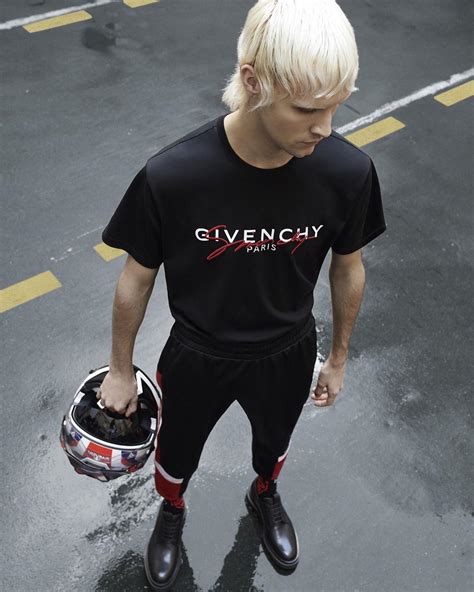 new tshirt by givenchy|Givenchy t shirt euro.